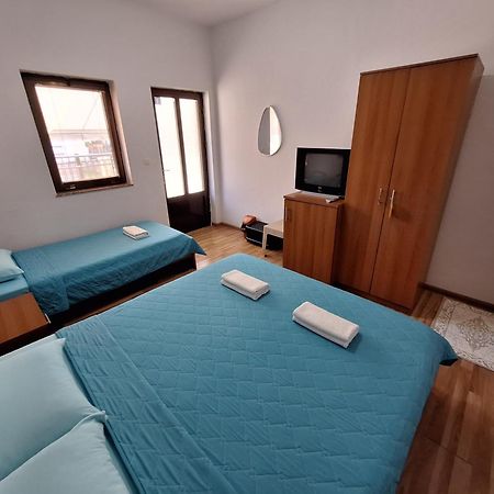 Studio Apartments Oleg Охрид Экстерьер фото