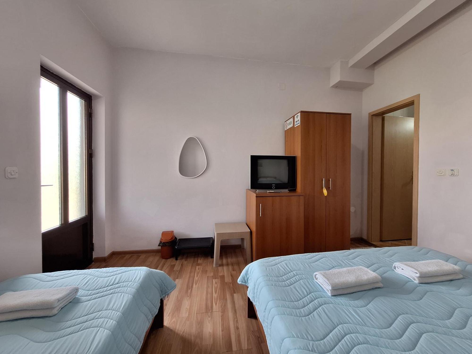 Studio Apartments Oleg Охрид Экстерьер фото