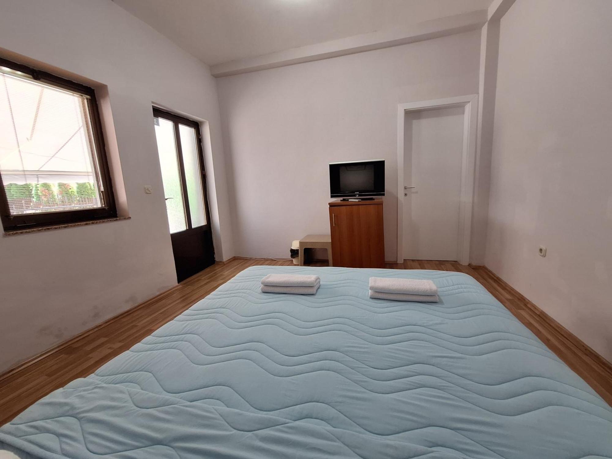 Studio Apartments Oleg Охрид Экстерьер фото